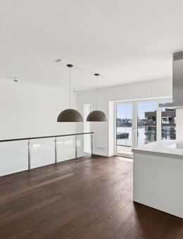 Exklusive Eigentumswohnung mit Wasser- und Weitblicken zur Strandkaispitze und zur Elbe - Hamburg