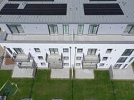 EXKLUSIVANGEBOT! Neubau-3-Zi.-Dachterrassenwohnung ca. 96 m² Wohnfläche mit Südterrasse und Aufzug - Germering