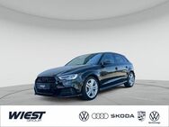 Audi A3, Sportback 40 TFSI qu S line competition, Jahr 2020 - Bensheim