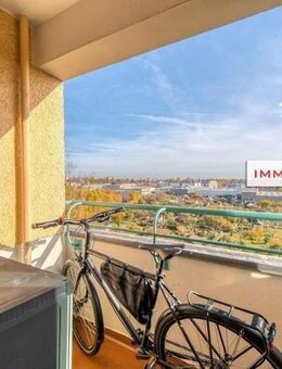 IMMOBERLIN.DE - Ansprechende Wohnung mit Loggia in ruhiger Lage - Berlin