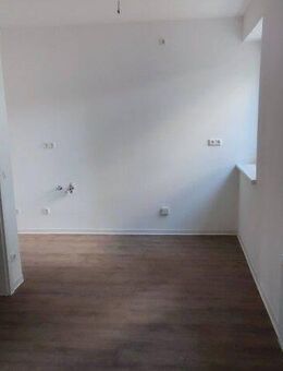 Nachmieter für 4 Raum Wohnung Maisonette mit Terrasse gesucht... - Brandenburg (Havel)