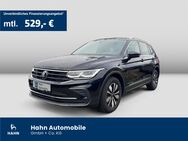 VW Tiguan, 2.0 TDI Move, Jahr 2024 - Wendlingen (Neckar)