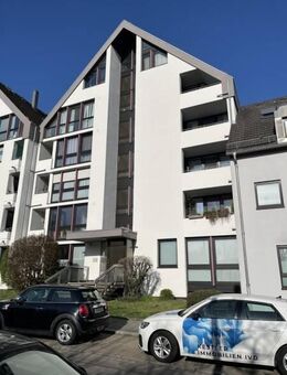 Schönes und Helles 1-Zimmerapartment mit Schlafnische - Einbauküche - TG-Stellplatz - Nürnberg