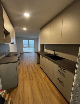 Neubau: Moderne 2-Zimmer-Wohnung im 2. OG in Nürtingen - Nürtingen