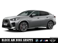 BMW iX, 2 XDRIVE30, Jahr 2022 - Braunschweig