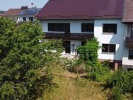 Sonniges Zweifamilienhaus mit zwei 4-Zimmerwohnungen und ausbaufähigem DG auf schönem Grundstück - Ebersberg
