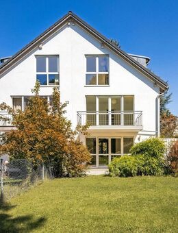 Bezugsbereit in ruhiger Lage: Gepflegte Doppelhaushälfte mit vier Schlafzimmern - München