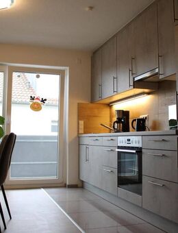 Exklusive, wunderschöne 3 Zimmer-Wohnung mit Balkon u. TG-Stellplatz im schönen Frankenbach - Heilbronn