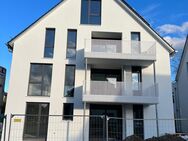 Exklusive 2 Zimmer-EG-Wohnung mit großer Terrasse, Aufzug, u. Einbauküche in Kirchheim-Teck - Kirchheim (Teck)