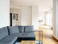 Penthouse feeling im geräumigen City Apartment mit drei Balkonen - Berlin