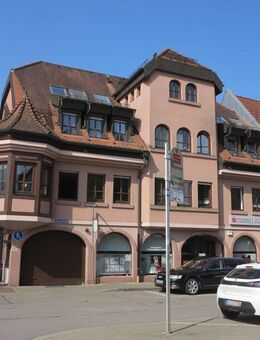Helle und gemütliche 3,5 Zi.-Dachgeschosswohnung in der Innenstadt von Waldkirch - Waldkirch