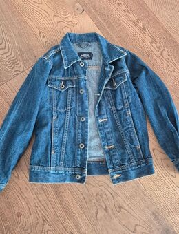 Verkaufe Kinder Jeansjacke 140 - Treuchtlingen