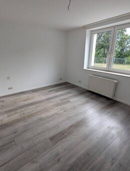 Barrierearme 3-Zi Whg. mit Garten, Stellplatz, Wallbox - Hammelburg