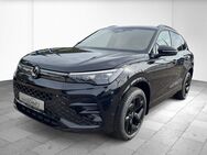 VW Tiguan, 2.0 TDI R-Line, Jahr 2024 - Geislingen (Steige)