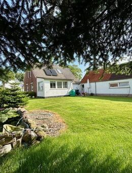 Kreatives Wohnen: Charmantes Einfamilienhaus mit Atelier, Werkstatt und angenehmer Atmosphäre in Jemgum - Jemgum