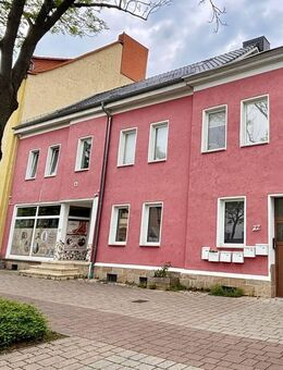 *Exklusives Mehrfamilienhaus mit Ausbaureserve im Herzen von Merseburg* - Merseburg