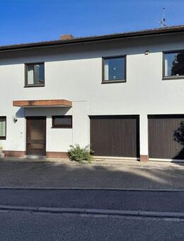 Einfamilienhaus mit Einliegerwohnung in ruhiger Lage von Ettenheim - Ettenheim