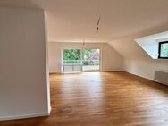 Erstbezug nach Renovierung! Große DG Wohnung mit Balkon und Garage zu vermieten - Trier