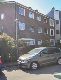 Fünf Zimmer mit langfristigen Mietern - Düsseldorf