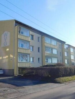 Geräumige 3-Raumwohnung mit Balkon, Garagenanmietung möglich - Nossen