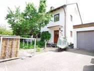 Top-renovierte 4-Zimmer-Wohnung mit Balkon und Kamin - Roth (Bayern)