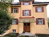 Herrschaftliche schöne Villa mit hohen Decken, Stuck, Parkett. 3 bis 4 Wohneinheiten - Starnberg