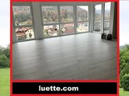 Erleben Sie den Neubauerstbezug dieser exklusiven und geräumigen 3-Zimmer-Terrassen-ETW mit einer Wohnfläche von ca. ... - Stühlingen