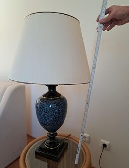Stehlampe mit toller Musterung - Marquartstein