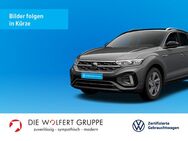 VW Golf, 2.0 TDI MOVE, Jahr 2024 - Bürgstadt