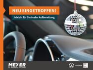 VW T-Roc, 1.5 TSI Black, Jahr 2023 - Tostedt