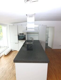 Wohnen im Penthouse mit Weitsicht! - Stuttgart