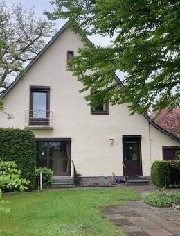 Großzügiges Einfamilienhaus mit Garten-Grundstück in Schneverdingen - Schneverdingen