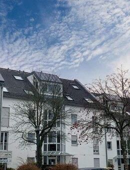 Dachgeschoss-Maisonettewohnung in Königsbrunn! - Königsbrunn