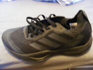 Sportschuhe von Adidas - Giekau