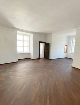 Kapitalanlage in Vilshofen - Traumhafte 3-Zimmer-Whg., vermietet - in hist. Gebäude - Denkmalschutz - Vilshofen (Donau)