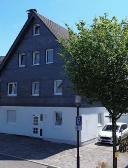 Immobilien-Perle in Winterberg - Freistehendes, gepflegtes Mehrfamilienhaus ! - Winterberg