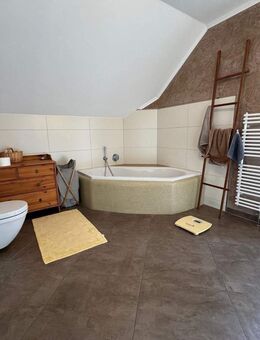 Architektenhaus mit Weitblick und Wohlfühlcharakter - Schwäbisch Gmünd