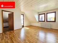 Gemütliche DG-Wohnung mit Loggia, die perfekten ersten eigenen "vier Wände" ! - Mühlheim (Main)