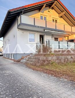 Schönes Zweifamilienhaus in Osterhofen - Osterhofen