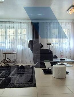 Von zwei zu einem: Großzügige 3,5-Zimmer-Wohnung mit Wintergarten und Gartenparadies - Pforzheim