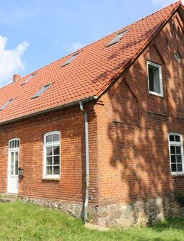 Großzügige Doppelhaushälfte mit Teilfertigstellung (Innenausbau nicht erfolgt) mit großzügigem Grundstück - Behren-Lübchin