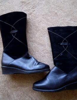 Stiefel Schwarz, Gr. 39 neu und ungetragen - Bonn