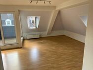 Dachgeschoss-Maisonette in Golzheim - Düsseldorf