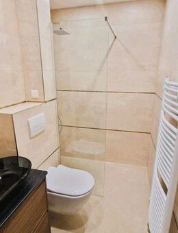 Helle, renovierte 3-Zi.-Wohnung mit Balkon im Altwarmbüchen - Isernhagen