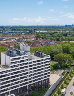 *Saniertes 1-Zimmer-Apartment mit Küche und Ost-Balkon - direkt am Schwabinger Tor!* - München