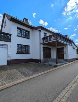 Wohnhaus mit Gewerbeobjekt auf dem Erfurter-Ringelberg - Erfurt