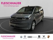 VW T7 Multivan, 2.0 TDI Multivan Life AD digitales El, Jahr 2024 - Köln