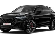 Audi RSQ8, Audi Q8 tiptron, Jahr 2022 - Nidderau