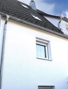 Neu renovierte DHH in ruhiger Aussichtslage von Schw. Gmünd mit Garten und Garage ! - Schwäbisch Gmünd