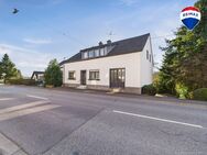 Freistehendes Einfamilienhaus mit großem Grundstück und Pool - Wadern